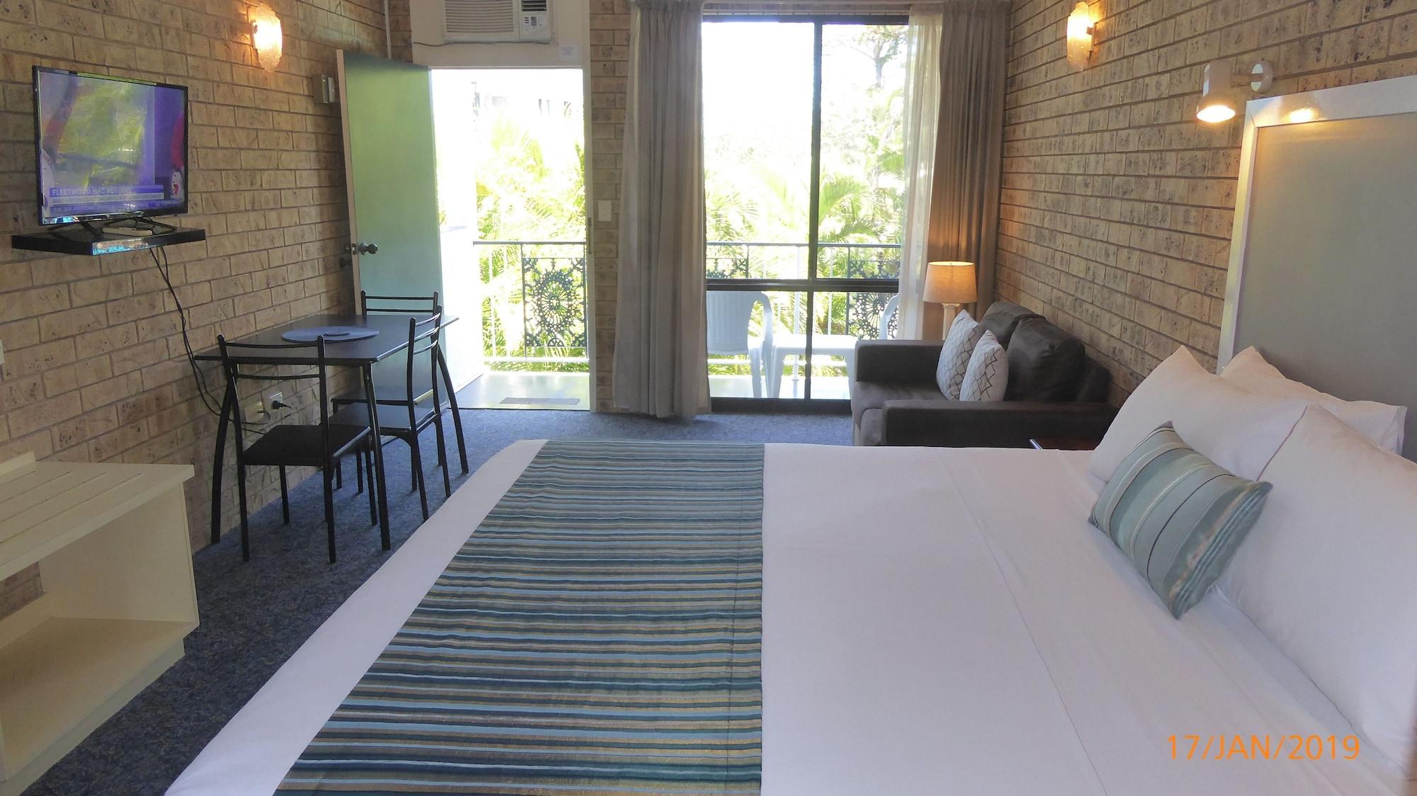 Tower Court Motel - Adults Only Haven Hervey Bay Ngoại thất bức ảnh