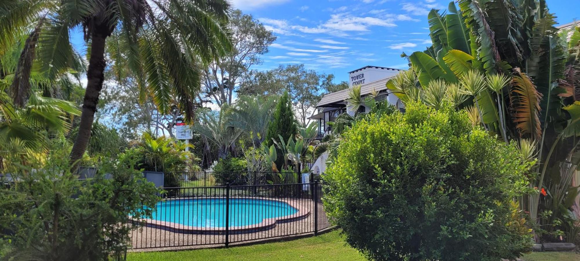Tower Court Motel - Adults Only Haven Hervey Bay Ngoại thất bức ảnh