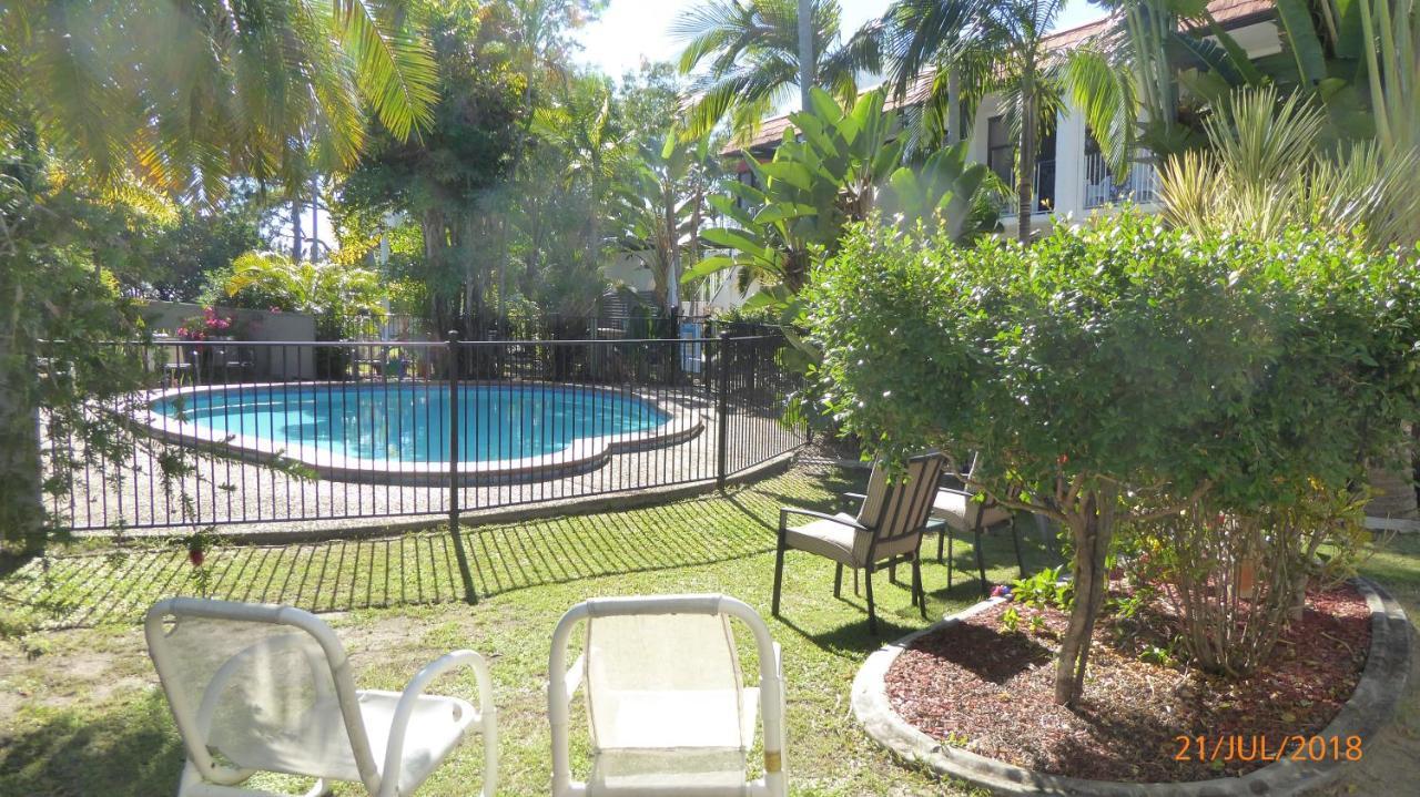 Tower Court Motel - Adults Only Haven Hervey Bay Ngoại thất bức ảnh