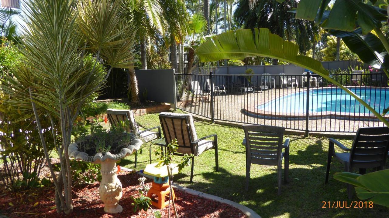 Tower Court Motel - Adults Only Haven Hervey Bay Ngoại thất bức ảnh